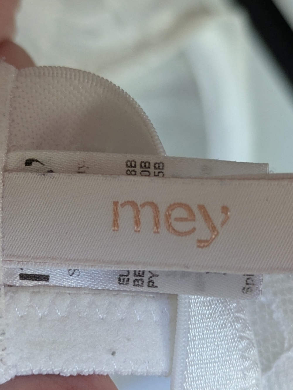 Mye Women's White Sheer Floral Underwire Bra - Size 85 B / USA 38 B - Picture 3 of 5